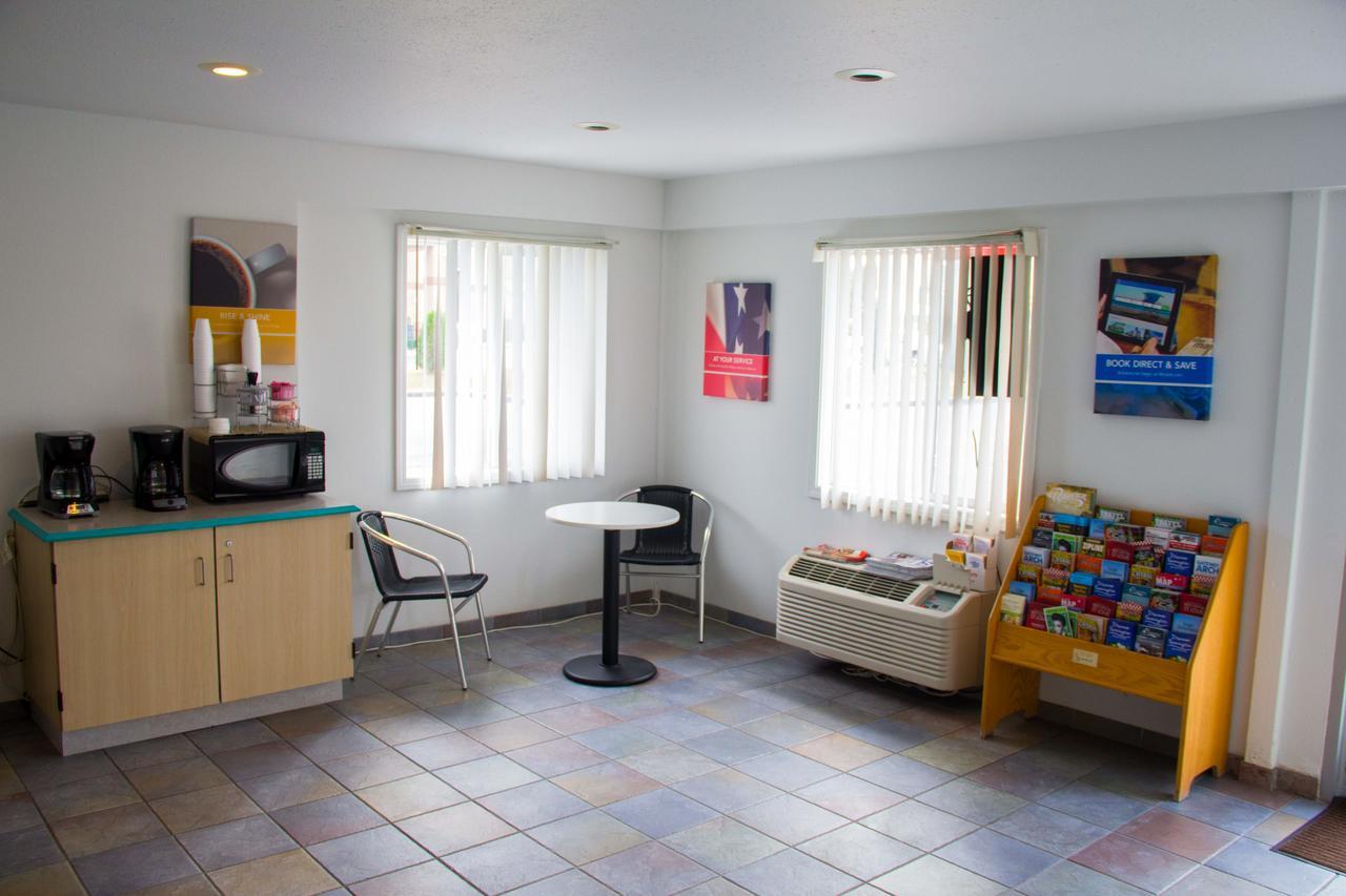 Country Yard Inn And Suites Sikeston Dış mekan fotoğraf