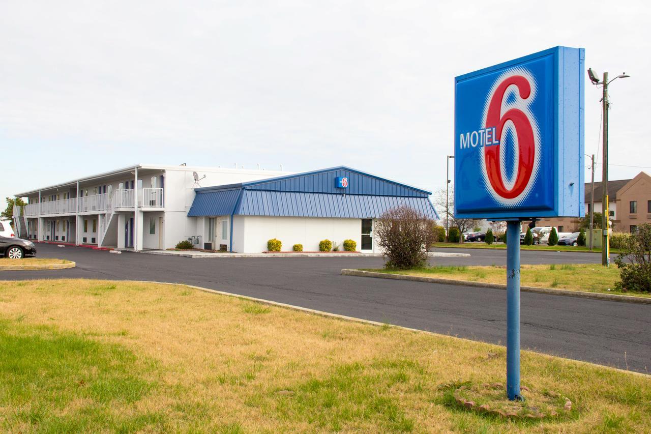 Country Yard Inn And Suites Sikeston Dış mekan fotoğraf