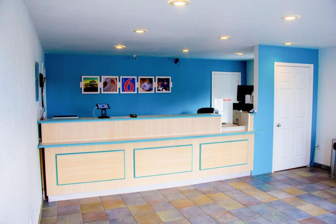 Country Yard Inn And Suites Sikeston Dış mekan fotoğraf